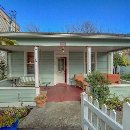 Carlisle Garden Suites Ashland Exterior photo