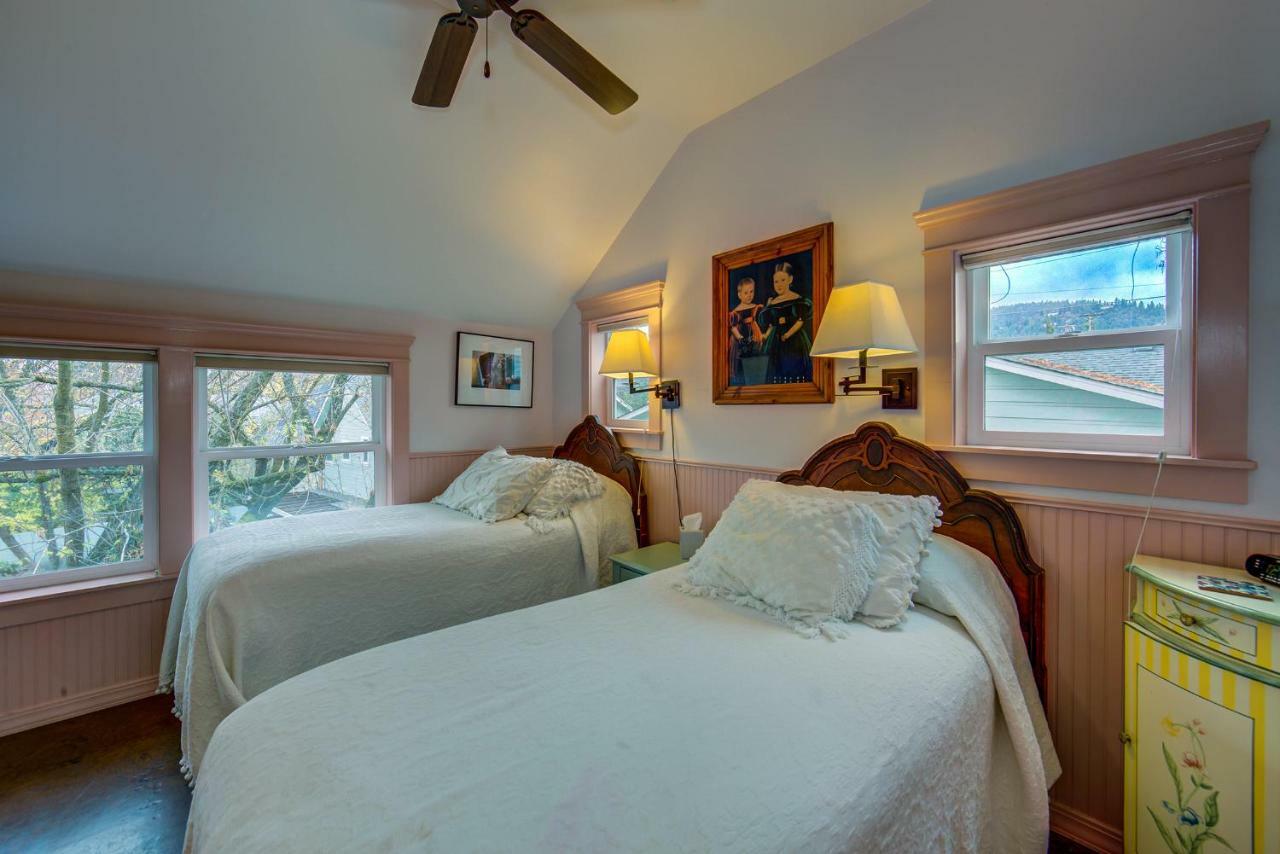 Carlisle Garden Suites Ashland Room photo